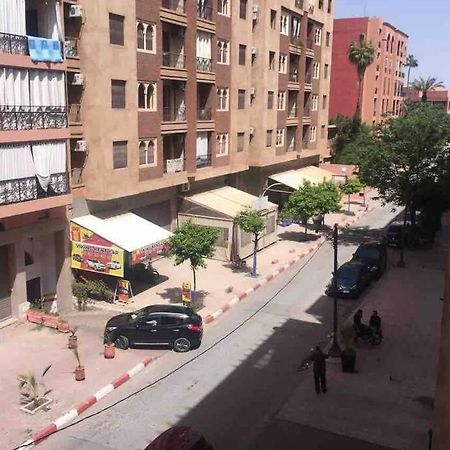 Appartement Tout Confort Avec Possibilite Transport Aeroport Маракеш Екстериор снимка