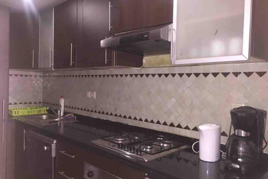 Appartement Tout Confort Avec Possibilite Transport Aeroport Маракеш Екстериор снимка